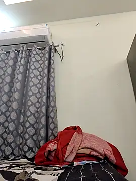 Snapshot of shreya1765 chatting on 11-06-25, 11:00 shreya1765 online show from 11-06-25, 11:00