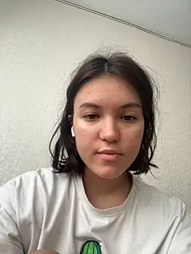 katrinnaag online show from 01-10-25, 09:23