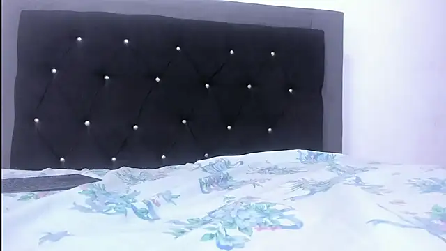 Snapshot of violetadumsper chatting on 02-09-25, 08:54 violetadumsper online show from 02-09-25, 08:54