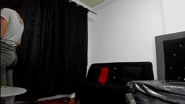 Snapshot of violetadumsper chatting on 02-26-25, 02:59 violetadumsper online show from 02-26-25, 02:59