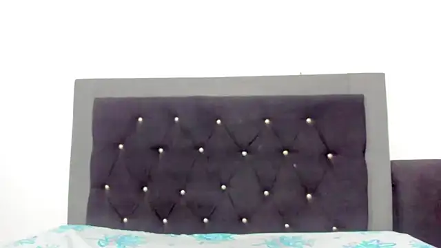 violetadumsper online show from 12-21-25, 04:52