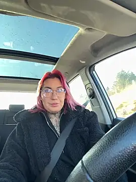 Mia-Fuchs online show from 01-14-25, 12:03