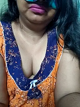  MilkyBar online show from 04-21-26, 11:27