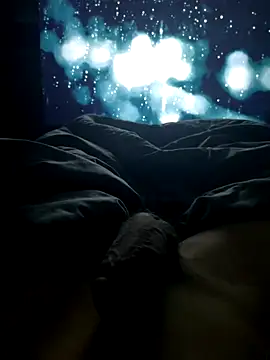 Snapshot of leisurelycriminal chatting on 10-04-25, 07:50 leisurelycriminal online show from 10-04-25, 07:50