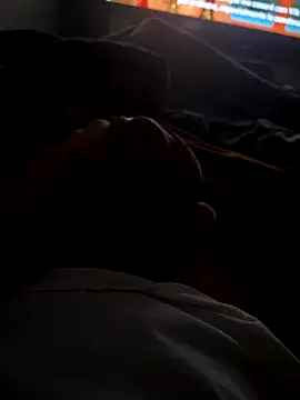 Snapshot of leisurelycriminal chatting on 12-15-25, 07:34 leisurelycriminal online show from 12-15-25, 07:34