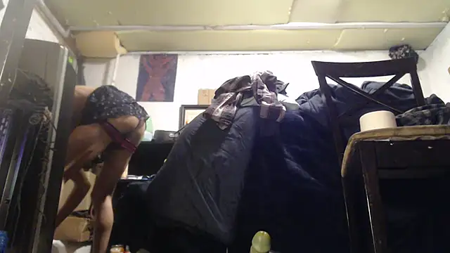 Snapshot of SadCatDaddy chatting on 01-18-25, 10:17 SadCatDaddy online show from 01-18-25, 10:17