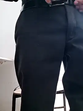 Snapshot of securityhot chatting on 03-29-26, 05:35 securityhot online show from 03-29-26, 05:35