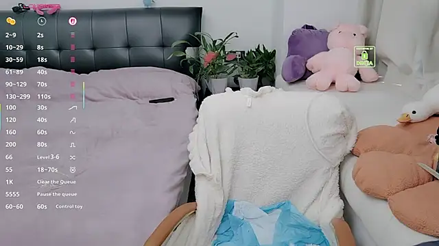 Snapshot of Mi--Manchi chatting on 12-15-25, 12:59 Mi--Manchi online show from 12-15-25, 12:59