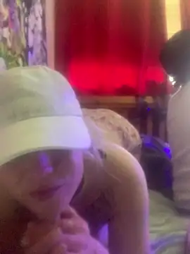 Snapshot of XxxDRAMAxxX chatting on 03-19-25, 06:23 XxxDRAMAxxX online show from 03-19-25, 06:23