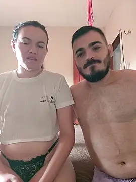 Snapshot of camillebr chatting on 02-18-25, 11:11 camillebr online show from 02-18-25, 11:11