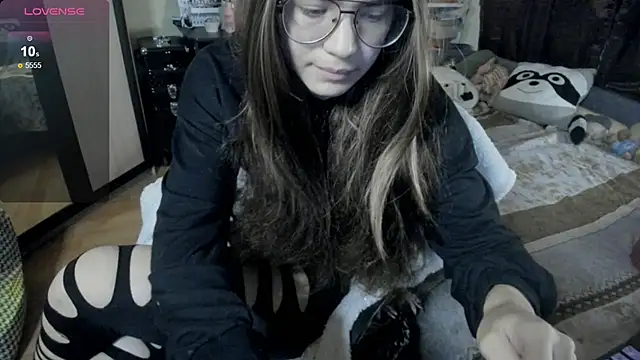 Snapshot of alexiamaleax chatting on 09-20-25, 11:28 alexiamaleax online show from 09-20-25, 11:28