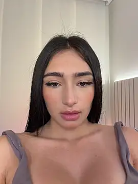 Maddy Jones online show from 08-01-26, 03:28