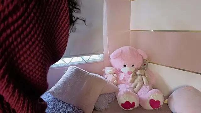 Charlotte  Miller online show from 10-26-25, 11:38