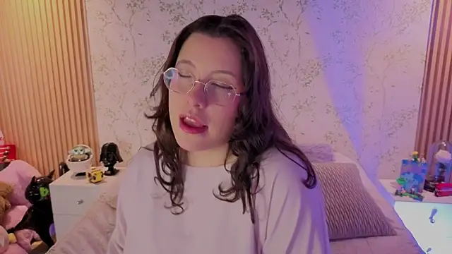 Charlotte  Miller online show from 06-07-26, 12:42