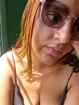 AliceRuivinha2 online show from 11-26-25, 04:30