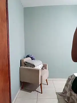 AliceRuivinha2 online show from 03-18-26, 12:41