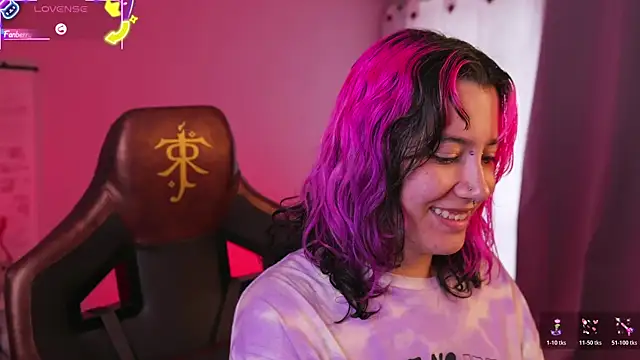 Snapshot of _zephyr_ chatting on 12-20-25, 02:13 zephyr online show from 12-20-25, 02:13