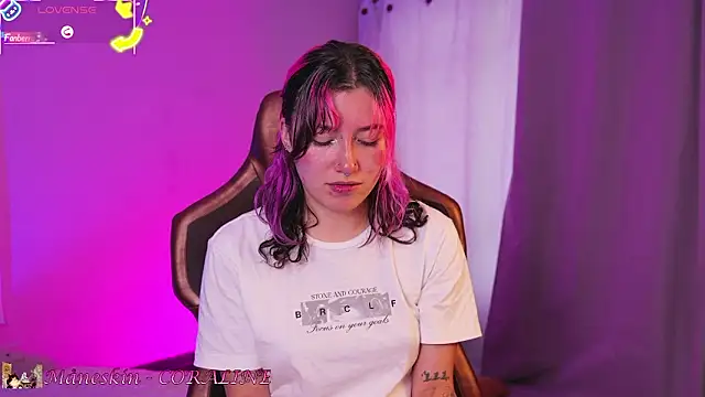 Snapshot of _zephyr_ chatting on 01-31-26, 10:19 zephyr online show from 01-31-26, 10:19