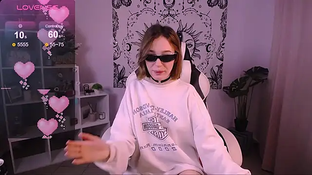 MiniSofy online show from 01-06-25, 04:23