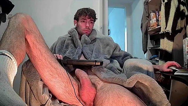 onesieboyx online show from 01-08-26, 01:13