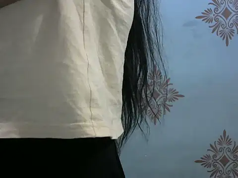 Snapshot of Misha_Sweett chatting on 04-12-26, 12:32 Misha Sweett online show from 04-12-26, 12:32