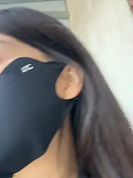 SSSniang- online show from 04-18-26, 12:14