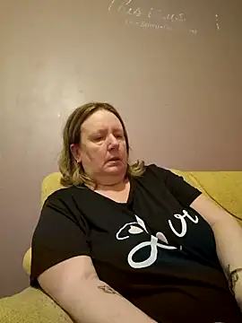 curvy girl71 online show from 01-03-25, 06:57