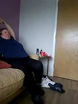 curvy girl71 online show from 01-04-25, 03:39