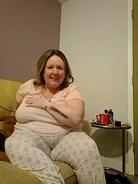 curvy girl71 online show from 01-06-25, 06:41