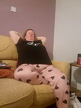 curvy girl71 online show from 01-11-25, 06:54