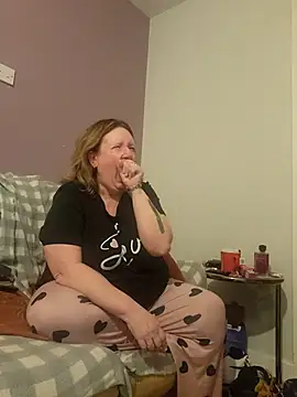 curvy girl71 online show from 02-24-25, 07:09