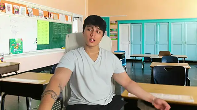 Thom Ohtani online show from 02-15-25, 01:31