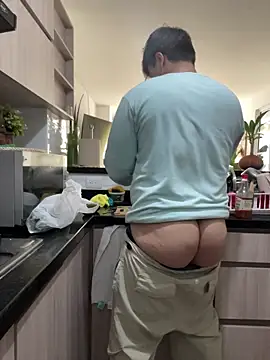 Thom Ohtani online show from 10-28-25, 07:27