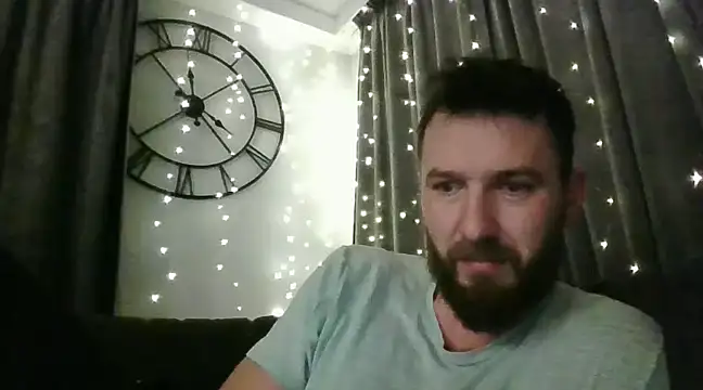 Snapshot of realdilf chatting on 01-10-25, 04:51 realdilf online show from 01-10-25, 04:51