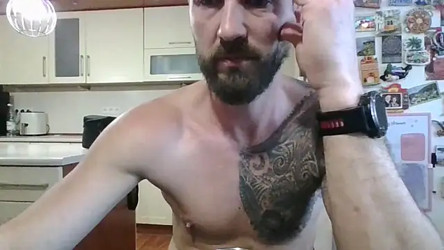 Snapshot of realdilf chatting on 11-06-25, 07:42 realdilf online show from 11-06-25, 07:42