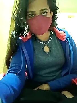 Snapshot of Pooja_cut chatting on 01-24-25, 01:03 Pooja cut online show from 01-24-25, 01:03