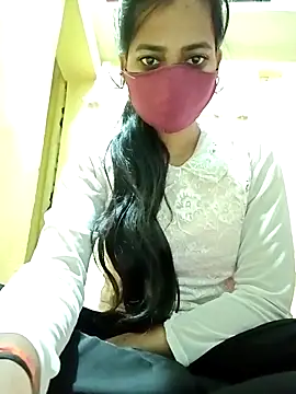 Snapshot of Pooja_cut chatting on 01-29-25, 12:43 Pooja cut online show from 01-29-25, 12:43