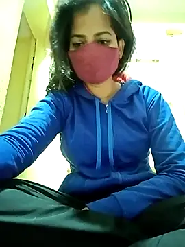 Snapshot of Pooja_cut chatting on 01-30-25, 01:33 Pooja cut online show from 01-30-25, 01:33