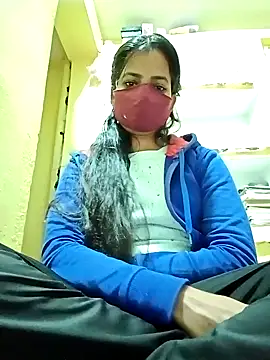 Snapshot of Pooja_cut chatting on 02-03-25, 04:41 Pooja cut online show from 02-03-25, 04:41