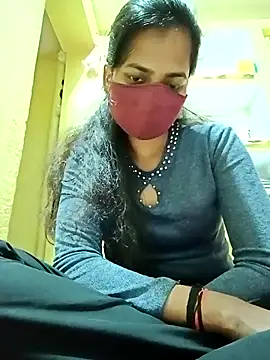 Snapshot of Pooja_cut chatting on 02-20-25, 04:25 Pooja cut online show from 02-20-25, 04:25