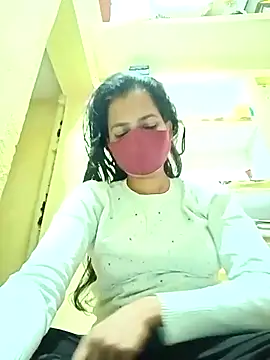 Snapshot of Pooja_cut chatting on 02-25-25, 04:53 Pooja cut online show from 02-25-25, 04:53