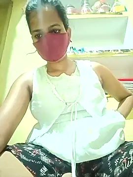 Snapshot of Pooja_cut chatting on 09-26-25, 05:28 Pooja cut online show from 09-26-25, 05:28