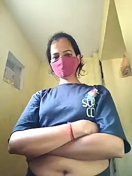 Snapshot of Pooja_cut chatting on 10-19-25, 02:12 Pooja cut online show from 10-19-25, 02:12