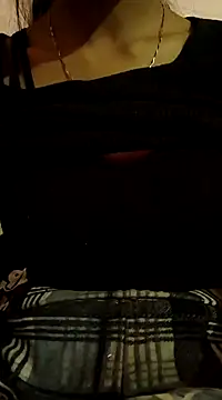 Snapshot of Barbie_183 chatting on 01-17-25, 09:17 Barbie 183 online show from 01-17-25, 09:17