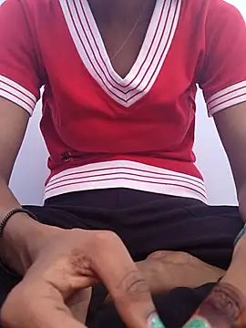 Snapshot of Barbie_183 chatting on 03-16-25, 05:36 Barbie 183 online show from 03-16-25, 05:36