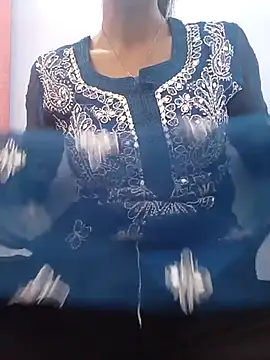 Snapshot of Barbie_183 chatting on 03-22-25, 05:28 Barbie 183 online show from 03-22-25, 05:28