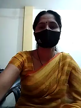 Snapshot of priyancyfun chatting on 02-07-25, 01:36 priyancyfun online show from 02-07-25, 01:36