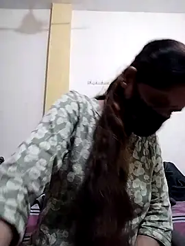 Snapshot of priyancyfun chatting on 02-13-25, 01:08 priyancyfun online show from 02-13-25, 01:08