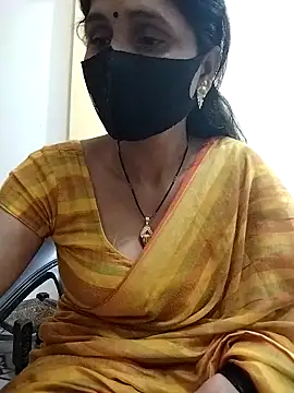 Snapshot of priyancyfun chatting on 03-06-25, 04:17 priyancyfun online show from 03-06-25, 04:17