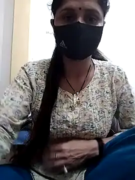 Snapshot of priyancyfun chatting on 03-13-25, 06:26 priyancyfun online show from 03-13-25, 06:26